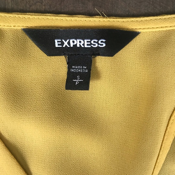 EXPRESS Chiffon Wrap Top - Picture 7 of 8